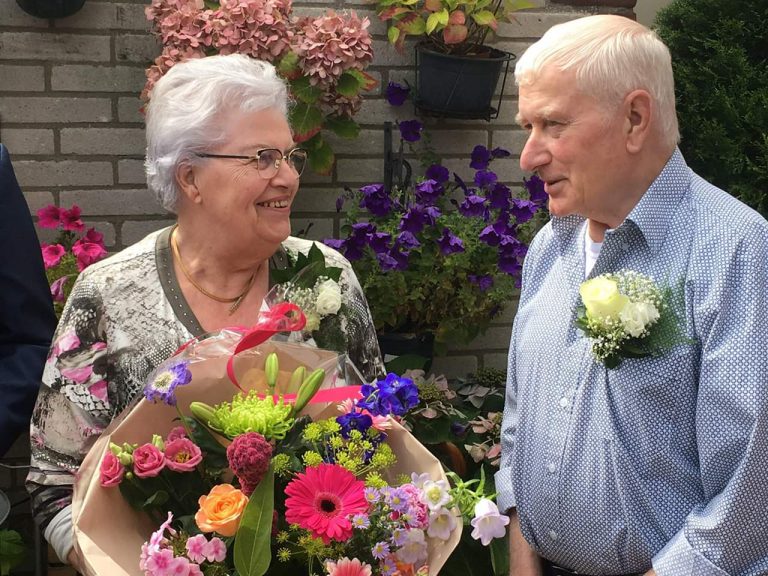 Diamanten Bruidspaar De Vos Uit Oud-Beijerland Viert 60 Jarige ...