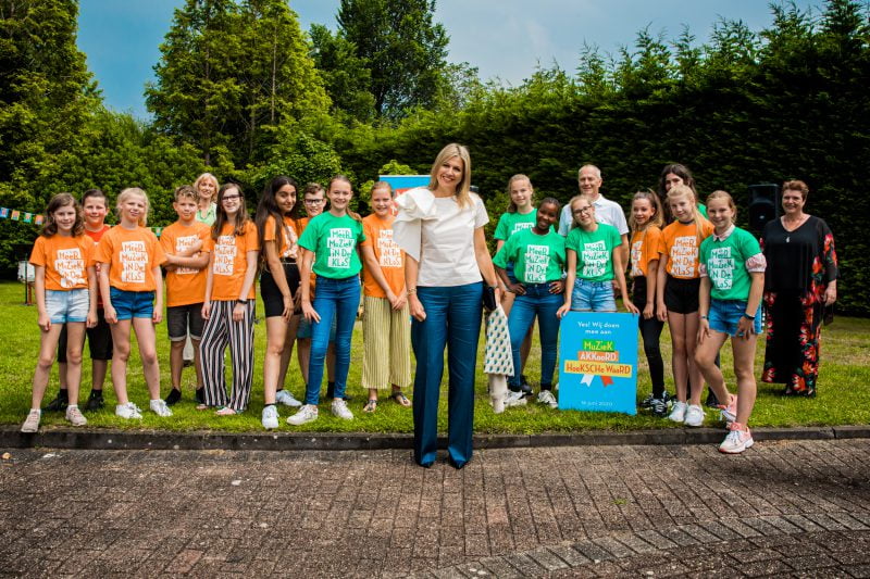 Koningin Máxima bij ondertekening MuziekAkkoord Hoeksche Waard bij Alcazar Events in Puttershoek - Foto Setvexy via de Gemeente Hoeksche Waard